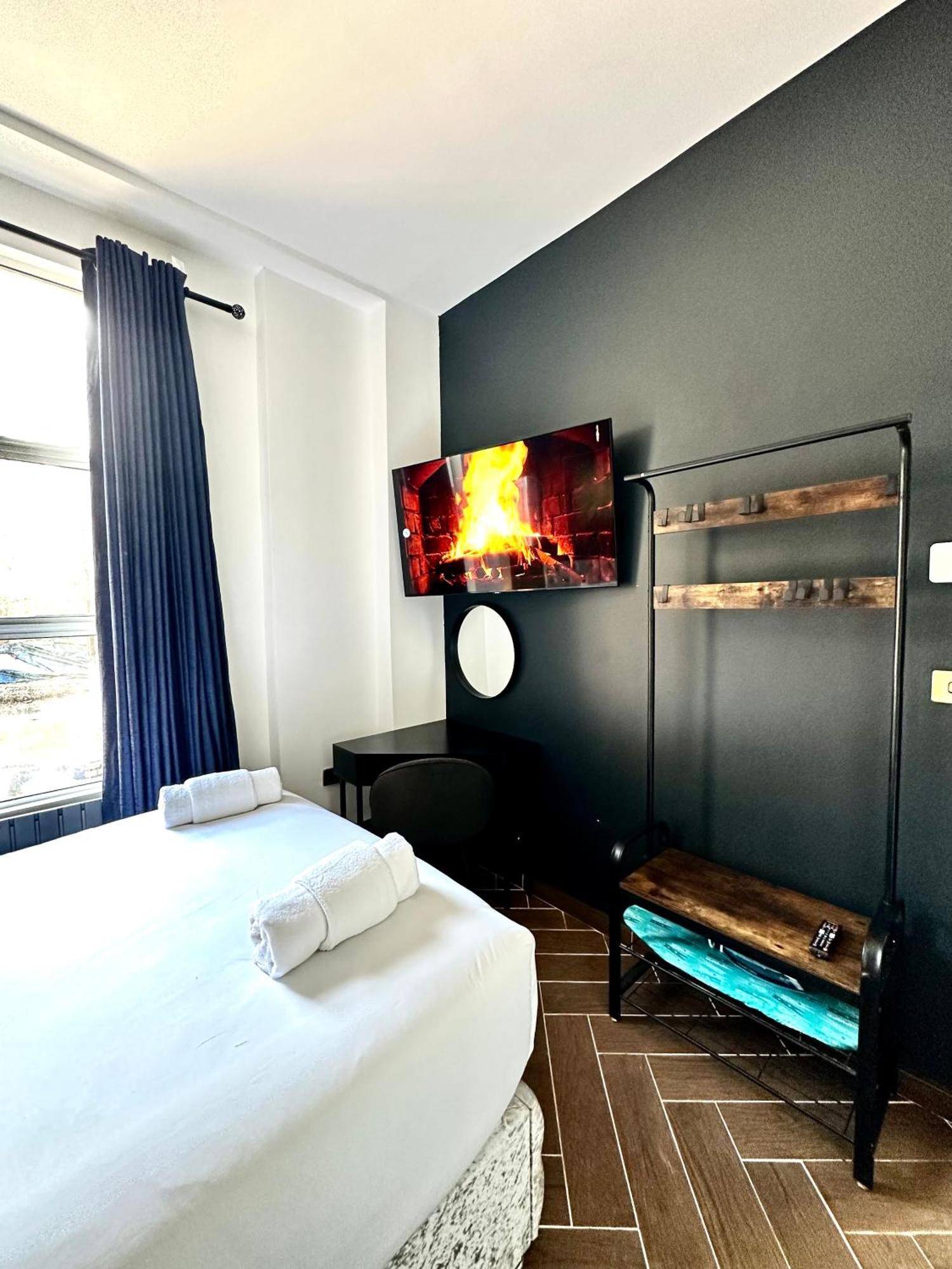 G Eighty Four Aparthotel ลอนดอน ภายนอก รูปภาพ